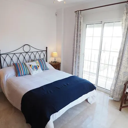 Paradise - Palomas * Nerja