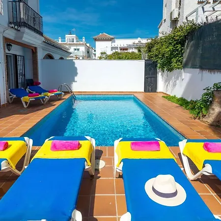 Paradise - Palomas Nerja