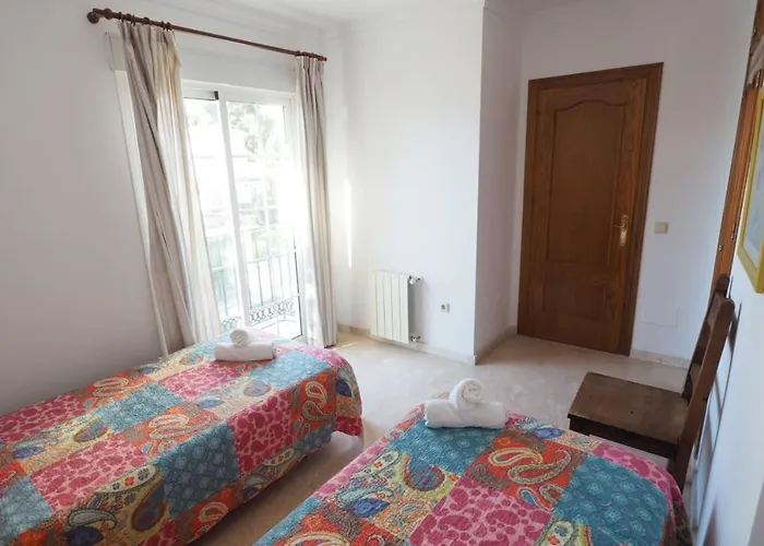 Paradise - Palomas Nerja