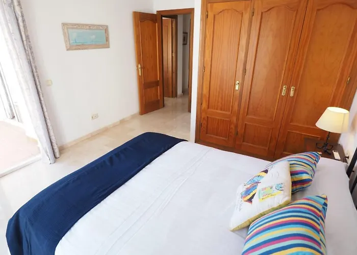 Paradise - Palomas Villa Nerja