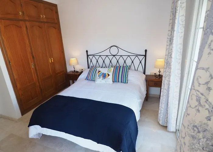 Paradise - Palomas Nerja